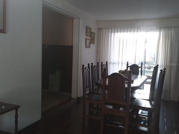 HERMOSA CASA EN ZONA RESIDENCIAL DE FLORESTA