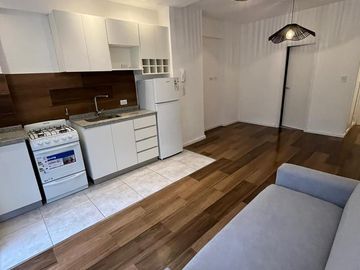 Venta departamento 1 ambiente con patio, Plaza Colon, Mar del Plata