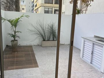 Venta departamento 1 ambiente con patio, Plaza Colon, Mar del Plata