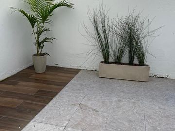 Venta departamento 1 ambiente con patio, Plaza Colon, Mar del Plata