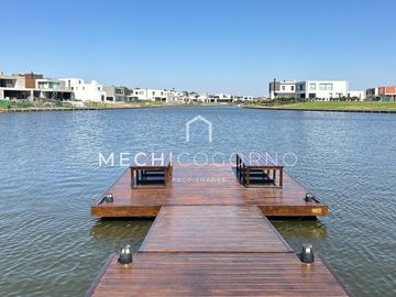 Casa en venta de 4 dormitorios en Carpinchos, Nordelta