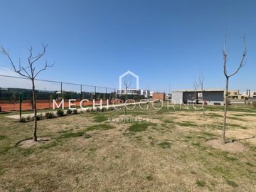 Casa en venta de 4 dormitorios en Carpinchos, Nordelta