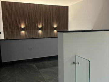 VENTA DE CASA LA ANTIGUA CEMENTERA CUATRO RECAMARAS CON BAÑO COMPLETO CADA UNA