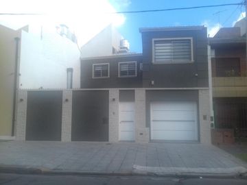 Casa en Wilde en VENTA  - 4 AMBIENTES