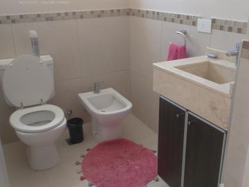 Casa en venta 6 ambientes- en Maschwitz Club-