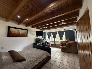 Casa estilo cabaña de lujo en Lerma Edo. de México.
