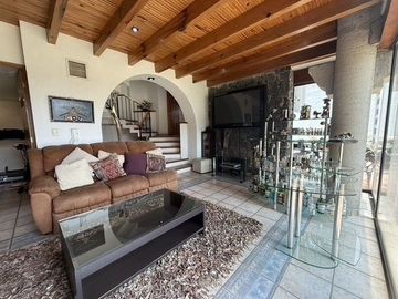 Casa estilo cabaña de lujo en Lerma Edo. de México.