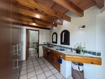 Casa estilo cabaña de lujo en Lerma Edo. de México.