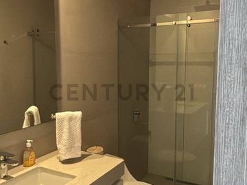 EN VENTA EXCLUSIVO DUPLEX EN MIRAFLORES