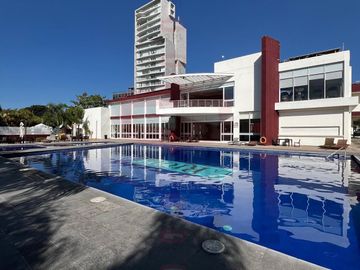 LA RIOJA CASA AMPLIA EN VENTA