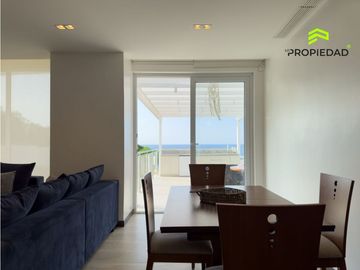 Departamento en alquiler frente al mar en Manta con terraza y jacuzzi