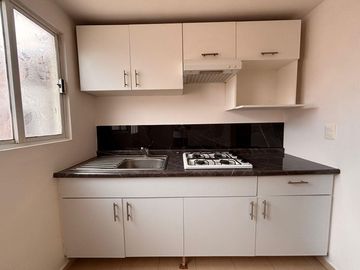 VENTA DE CASA EN FRACC. HACIENDA DE LAS FUENTES CALIMAYA