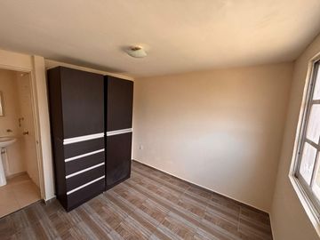 VENTA DE CASA EN FRACC. HACIENDA DE LAS FUENTES CALIMAYA