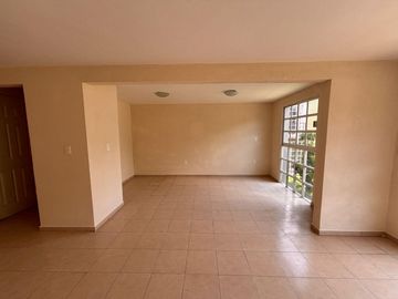 VENTA DE CASA EN FRACC. HACIENDA DE LAS FUENTES CALIMAYA
