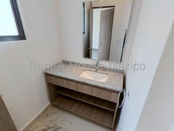 Casa en  Venta en Villas del Campo Calimaya ZG 25-3461
