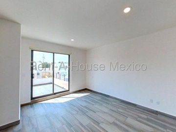 Casa en  Venta en Villas del Campo Calimaya ZG 25-3461
