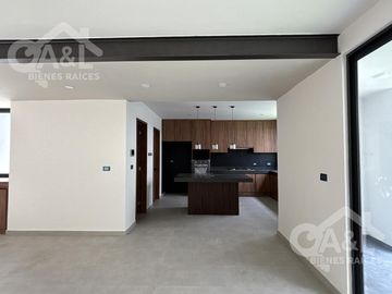 Casa en venta Fraccionamiento Paseo de La Reina