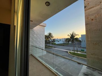 Casa en VENTA - Lomas Diamante