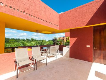 Sophisticated Elegance: Exclusive 3-Bedroom Residence in Playacar