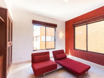 Sophisticated Elegance: Exclusive 3-Bedroom Residence in Playacar