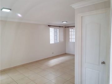 ALQUILER Y VENTA DE CASA DUPLEX EN VILLA ZAITA 175 M2 JP