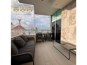 Apartamento en San Francisco, con linea blanca Jr Penthouse