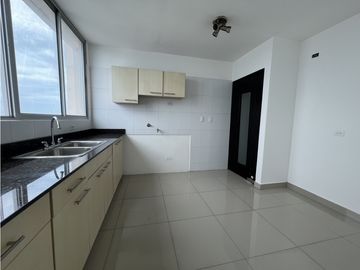 PH SERENITY - REMATE BANCARIO - APARTAMENTO CON VISTA AL MAR