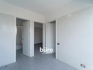 BELLA CASA EN VENTA EN LA PLANICIE CON DOS PISCINAS DISEÑADA POR EMILIO SOYER