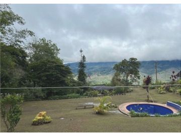 SE VENDE FINCA EN TOCOTA AR