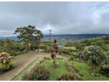 SE VENDE FINCA EN TOCOTA AR