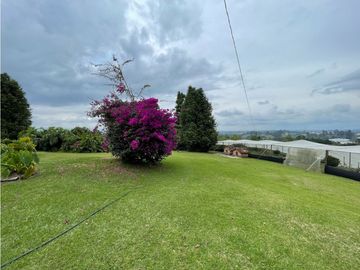 FINCA CON LOTE PARA PARCELAR EN VENTA CARMEN DE VIBORAL