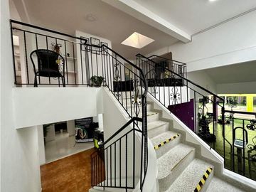 CASA EN VENTA PALMIRA LAS MERCEDES AMPLIA CON OPORTUNIDAD COMERCIAL 