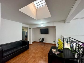 CASA EN VENTA PALMIRA LAS MERCEDES AMPLIA CON OPORTUNIDAD COMERCIAL 