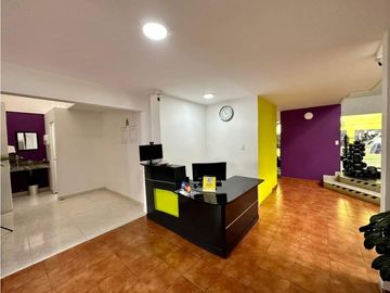 CASA EN VENTA PALMIRA LAS MERCEDES AMPLIA CON OPORTUNIDAD COMERCIAL 