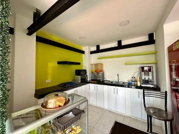 CASA EN VENTA PALMIRA LAS MERCEDES AMPLIA CON OPORTUNIDAD COMERCIAL 