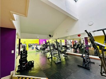 CASA EN VENTA PALMIRA LAS MERCEDES AMPLIA CON OPORTUNIDAD COMERCIAL 