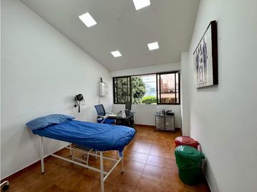 CASA EN VENTA PALMIRA LAS MERCEDES AMPLIA CON OPORTUNIDAD COMERCIAL 