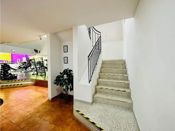 CASA EN VENTA PALMIRA LAS MERCEDES AMPLIA CON OPORTUNIDAD COMERCIAL 
