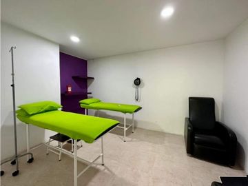 CASA EN VENTA PALMIRA LAS MERCEDES AMPLIA CON OPORTUNIDAD COMERCIAL 