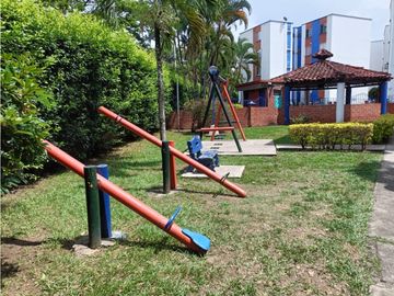 APARTAMENTO EN VENTA CALI 1er PISO CONJUNTO CERRADO LOS ALAMOS