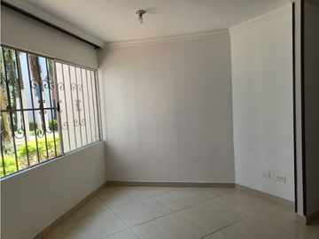 APARTAMENTO EN VENTA CALI 1er PISO CONJUNTO CERRADO LOS ALAMOS