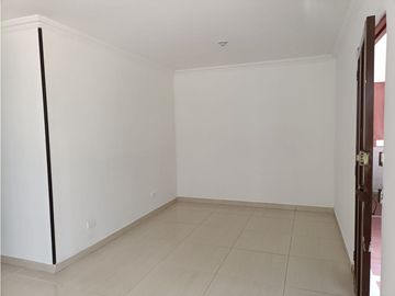 APARTAMENTO EN VENTA CALI 1er PISO CONJUNTO CERRADO LOS ALAMOS