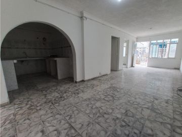 CASA EN VENTA PALMIRA BARRIO ZAMORANO BIFAMILIAR  