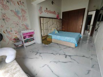 Hermosa Casa Envig Las Callejas 215m2 construidos 💰1800 Mill