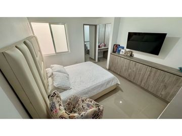 Casa de tres pisos con terraza en venta permuta - Las Mercedes Palmira