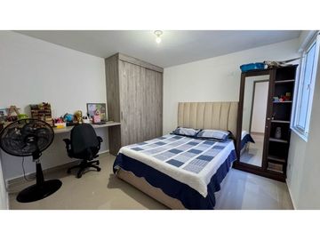 Casa de tres pisos con terraza en venta permuta - Las Mercedes Palmira