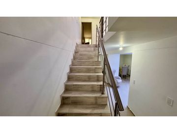 Casa de tres pisos con terraza en venta permuta - Las Mercedes Palmira