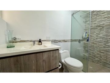 Casa de tres pisos con terraza en venta permuta - Las Mercedes Palmira