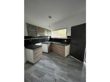 DEPARTAMENTO A ESTRENAR EN VILLA DEL LAGO