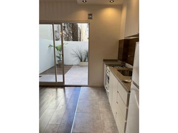 VENTA DEPARTAMENTO 1 AMBIENTE CON PATIO